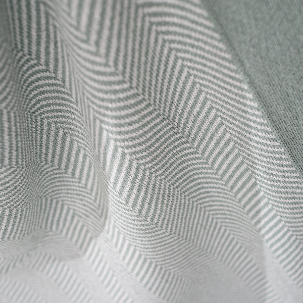 Bank Sierdeken - Gebreid Visgraat Eendenei Blauw Fabric Close-up Image