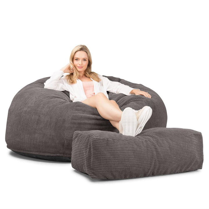 LOUNGE PUG, CloudSac 1010 XXL, Gigantische XXL Zitzakbank met Vezel-latex Vlokvulling, Pompom Antraciet