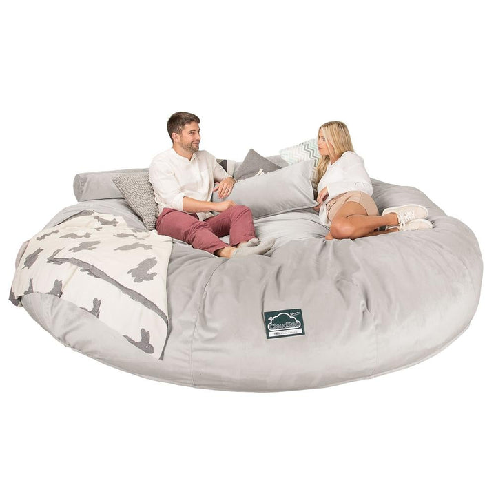 LOUNGE PUG, CloudSac 5000 XXXXXL, Een Titanic Zitzak Bank met Vezel-latex Vlokvulling, Fluweel Zilver